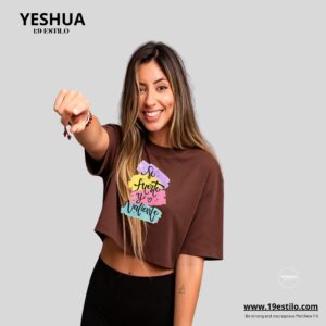 Camiseta Dama Corta /  Crop Top SE FUERTE Y VALIENTE