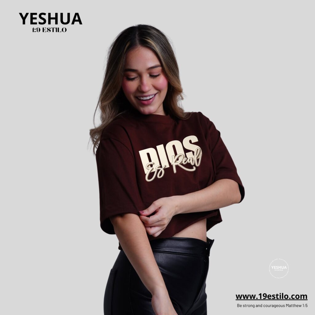 Camiseta Dama Corta /  Crop Top DIOS ES REAL