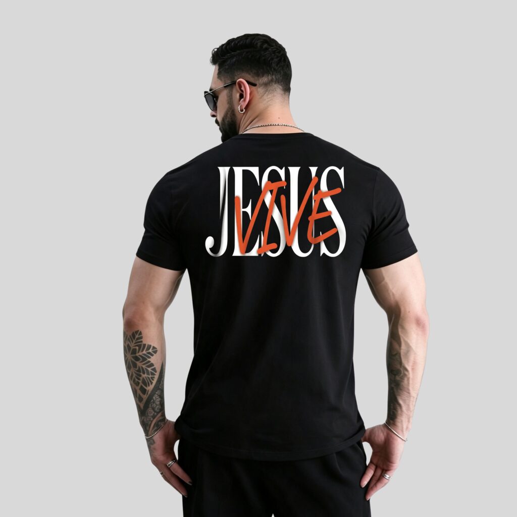 Camiseta Básica Unisex - JESUS VIVE